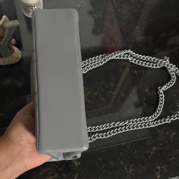 EUC Kensington Leather Chain Strap Bag KURT GEIGER LONDON - Picture 9 of 10